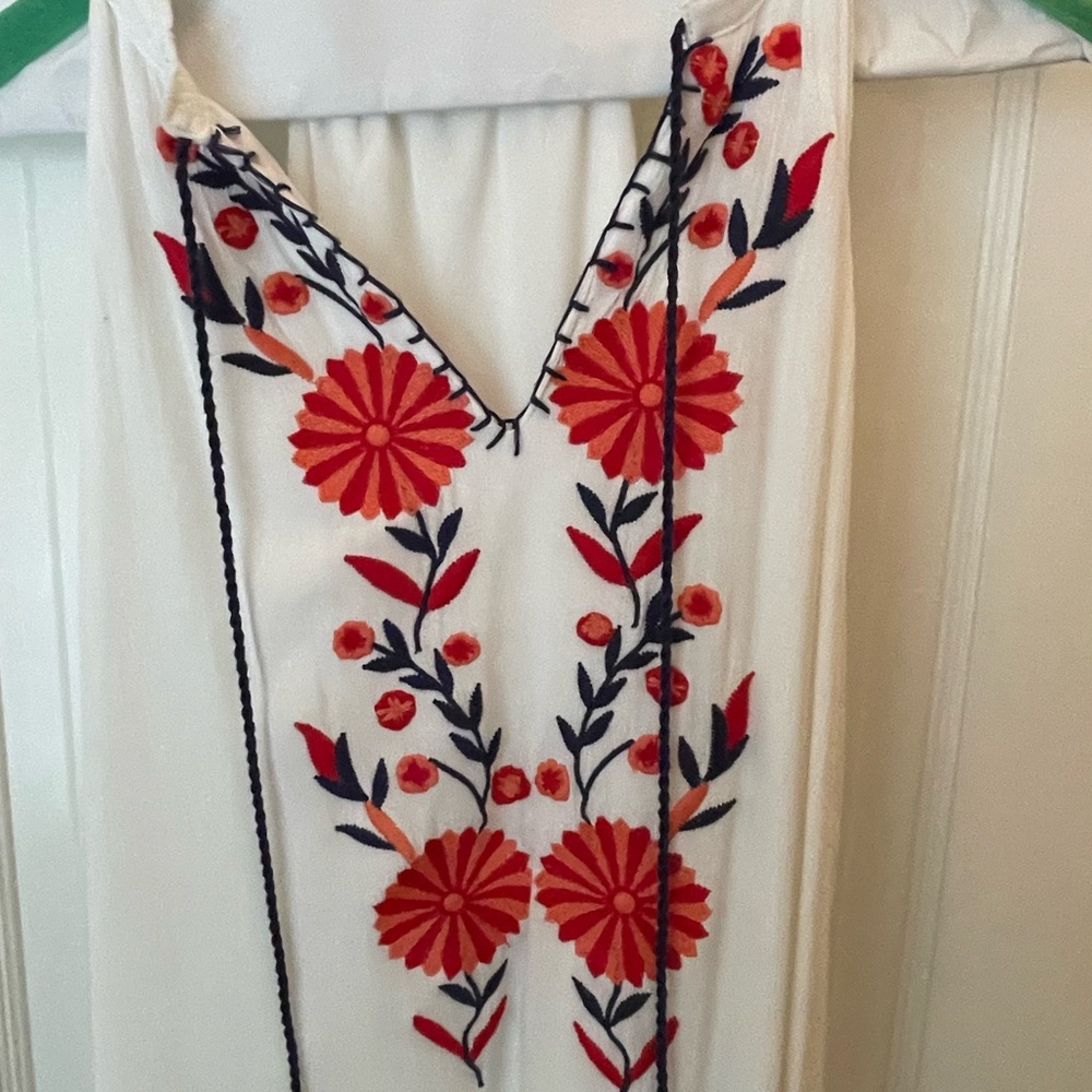 THML women's white dress size large